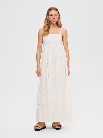 SELECTED FEMME فستان صيفي بلون أبيض