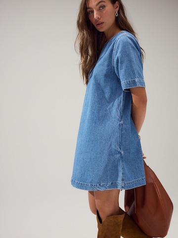 Next Kleid in Blau