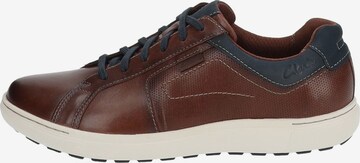 CLARKS Sneakers laag in Bruin