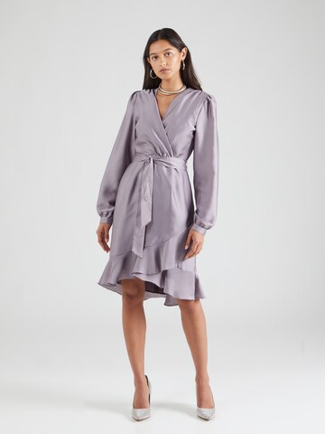 SWING - Vestido de gala en lila: frente