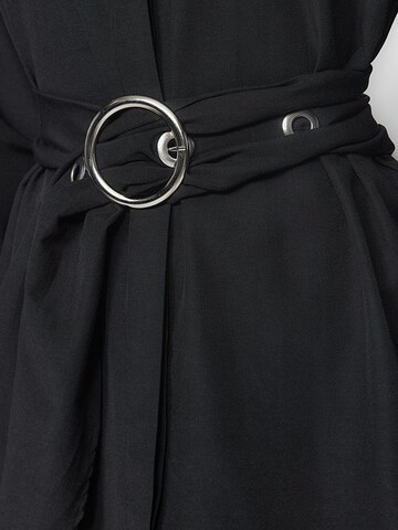 Trendyol Blouse in Black
