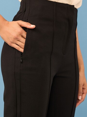 Next Slimfit Broek in Zwart