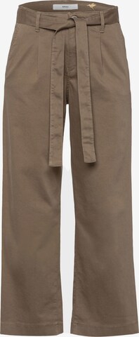 BRAX Pleat-Front Pants in Green: front