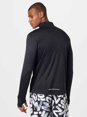 NIKE Functioneel shirt 'Pacer' in Zwart