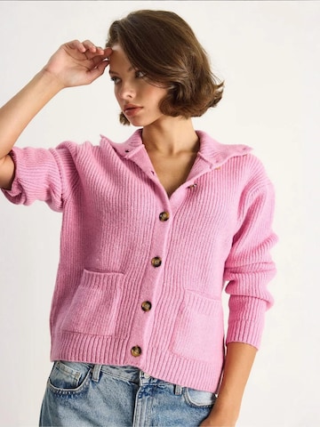 Bianco Lucci Knit Cardigan in Pink