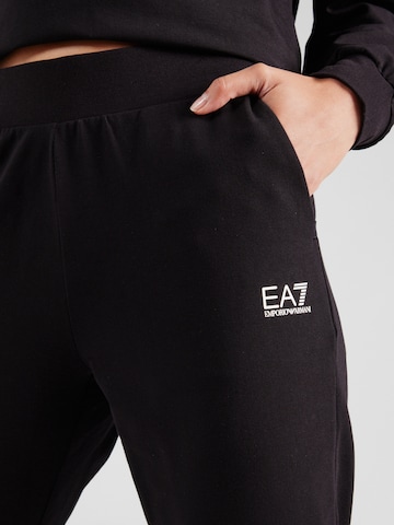 EA7 Emporio Armani Облекло за бягане в черно