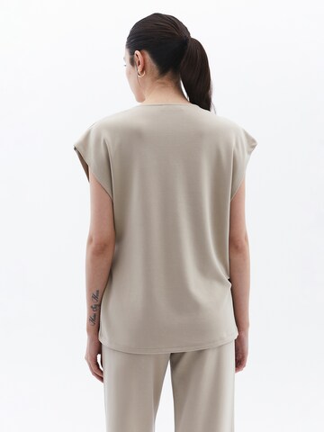 OXXO Blouse in Brown