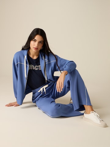 regular Pantaloni di oltre in blu