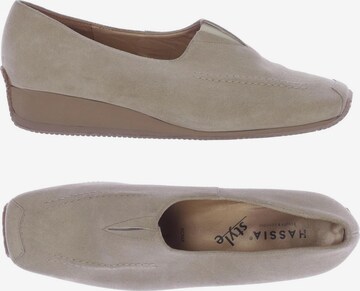 HASSIA Flats & Loafers in 38 in Beige: front