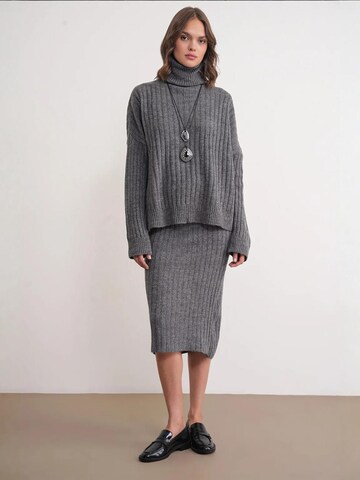 Pullover di MixRay in grigio