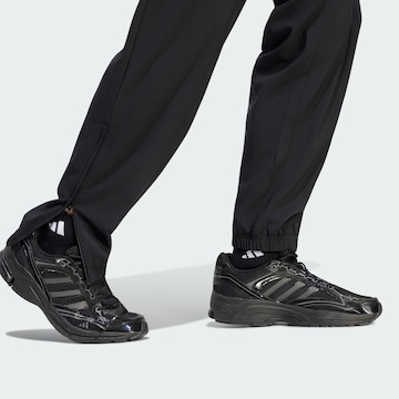 Effilé Pantalon de sport 'Essentials Stanford Lite' ADIDAS SPORTSWEAR en noir
