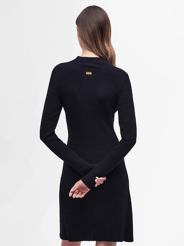 Barbour International Úpletové šaty – černá
