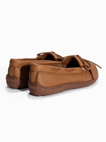 Minnetonka Mokaszin 'Moosehide Classic' - barna