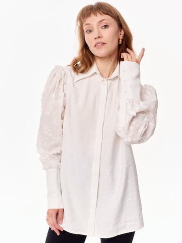 mandragora Shirt 'madden' in Beige: Vorderseite