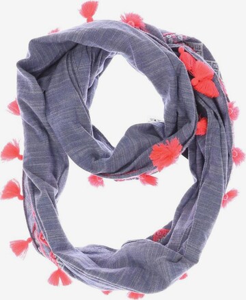 Superdry Scarf & Wrap in One size in Blue: front