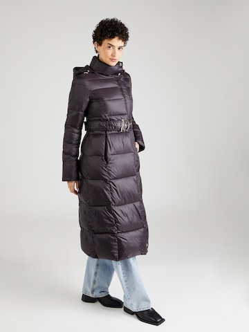 Manteau d’hiver PATRIZIA PEPE en noir : devant