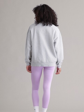 Sweat-shirt 'Leo Heart' Hey Honey en gris