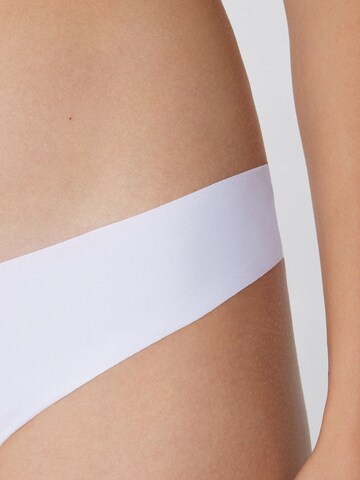 Tezenis Thong in White