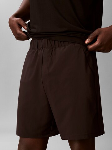 Calvin Klein Sport Regular Broek in Bruin