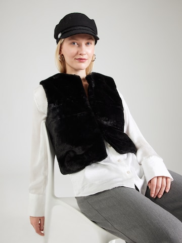 PIECES - Chaleco 'PCROBINA' en negro: frente