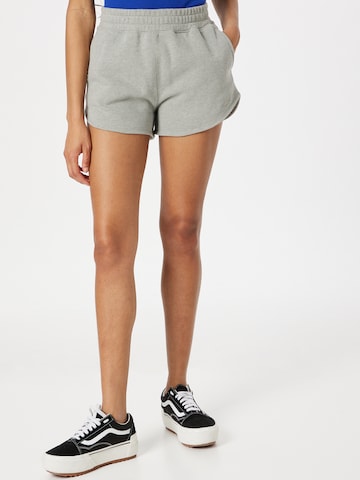 HOLLISTER Trousers in Grey: front