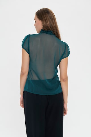 SAINT TROPEZ Shirt 'Lilja' in Grün