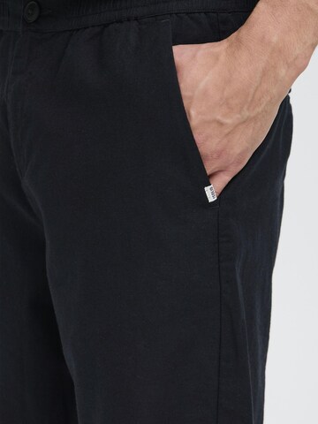 Regular Pantalon chino 'SDLinus' !Solid en noir