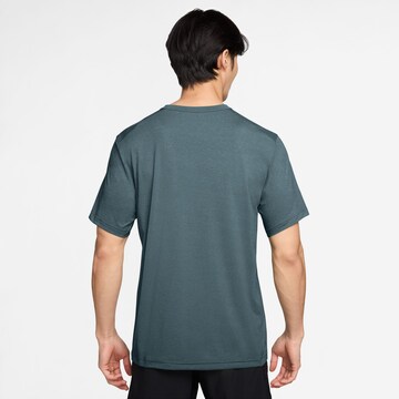 NIKE Performance Shirt in Grey