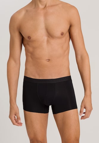 Hanro - Boxers 'Cotton Essentials' em preto: frente