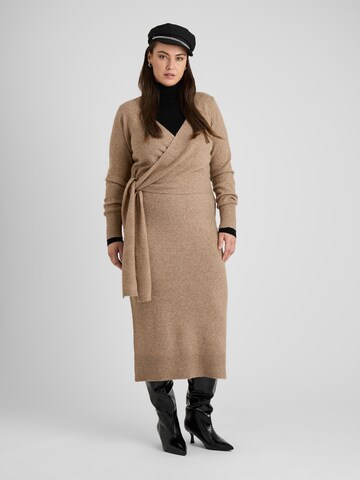 Guido Maria Kretschmer Curvy Gebreide jurk 'Deborah' in Beige