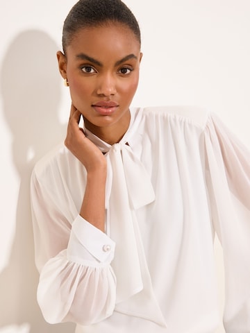 Lipsy Bluse in Weiß