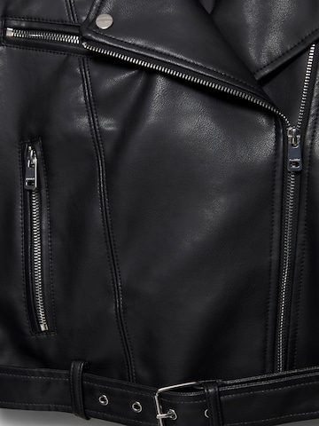 Pull&Bear Jacke in Schwarz