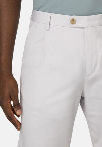 Boggi Milano Loose fit Pleated Pants in White