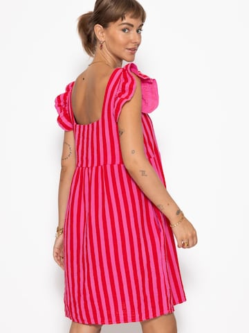SASSYCLASSY Dress in Pink