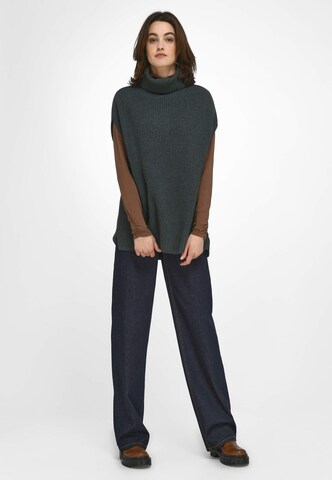 Peter Hahn Sweater in Green: front