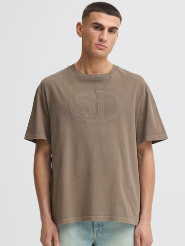!Solid Shirt ' SDUncaster ' in Bruin: voorkant