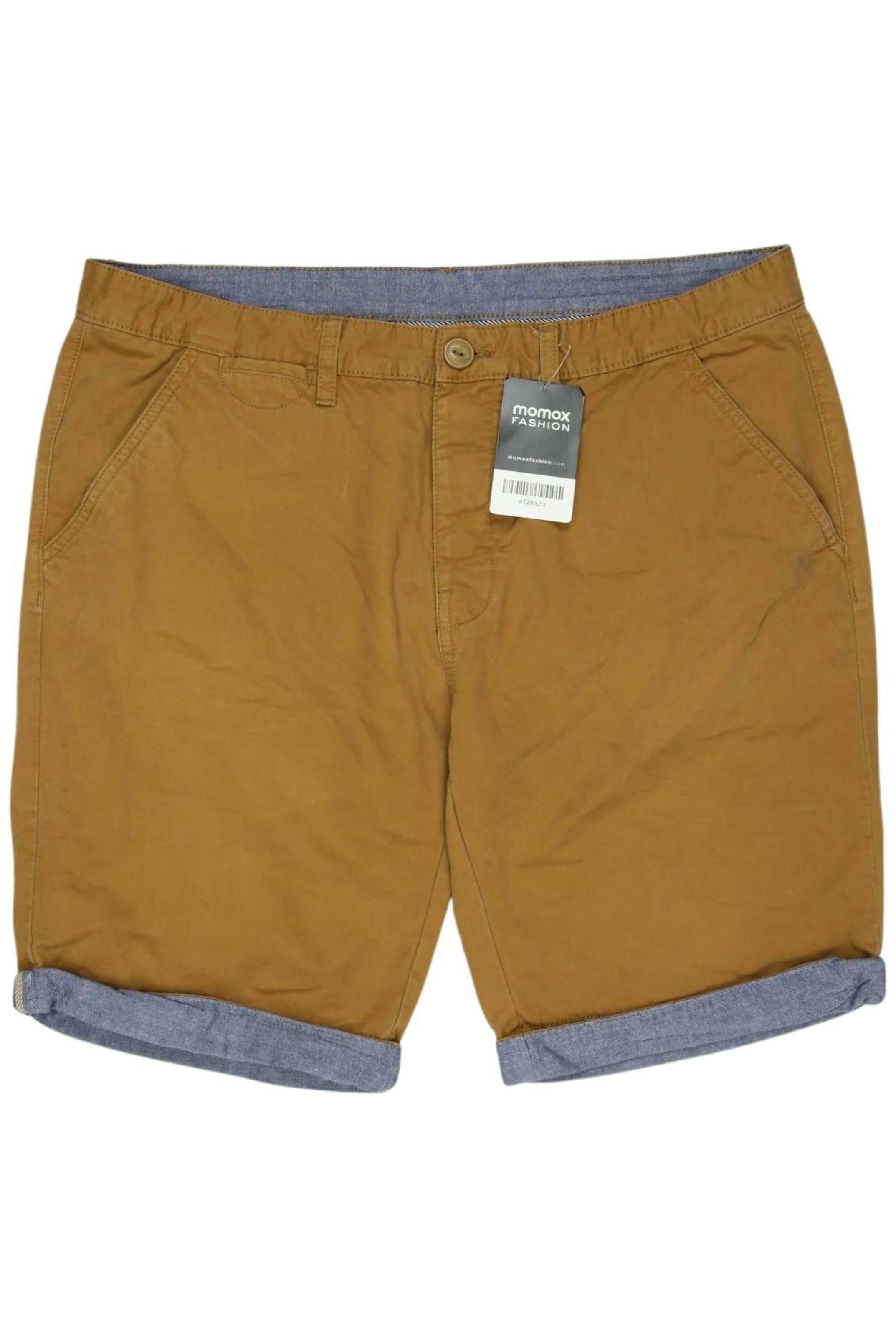 Cedar Wood State Shorts in 31-32 in Beige: front