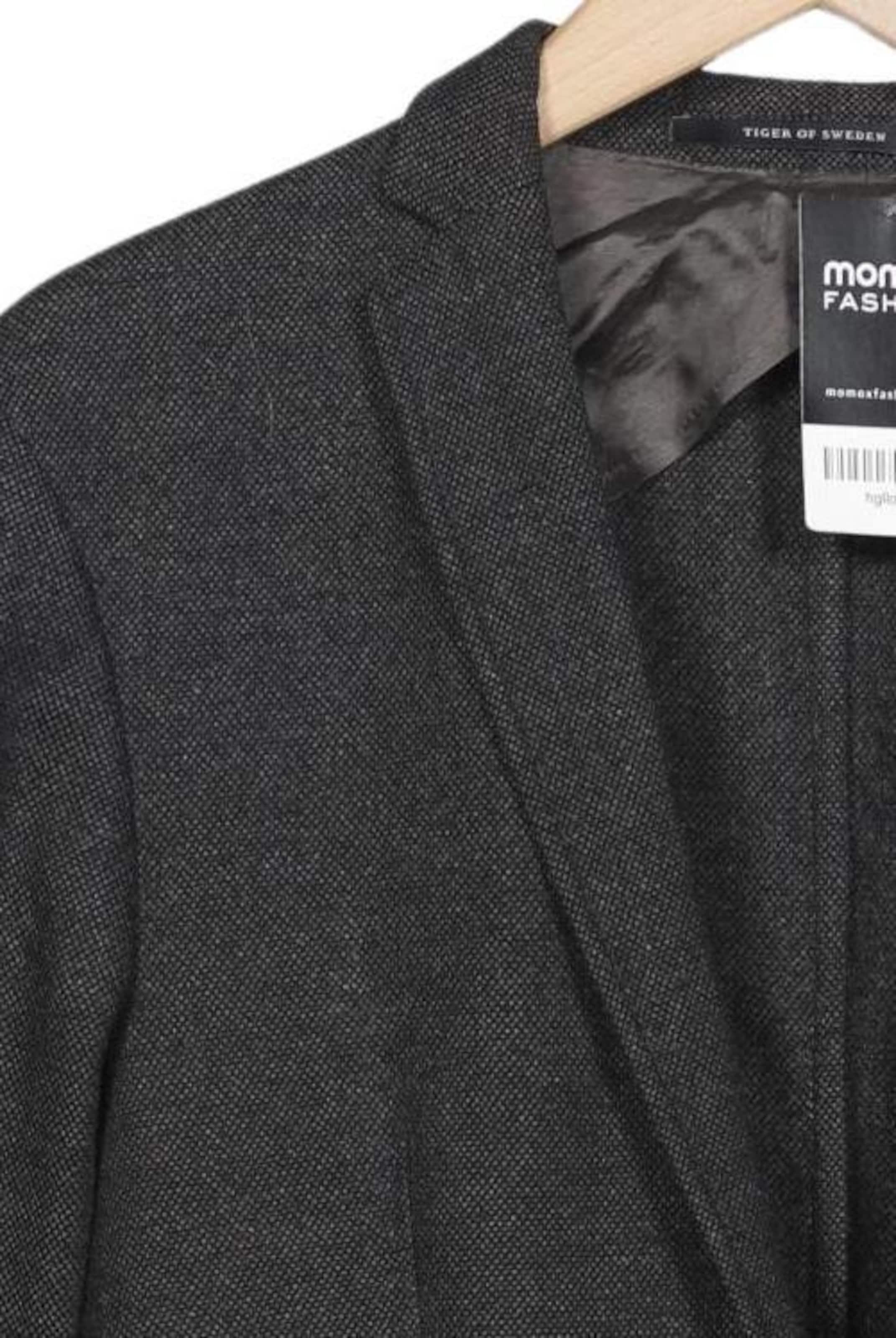Tiger of Sweden Suit Jacket in M in Grey
