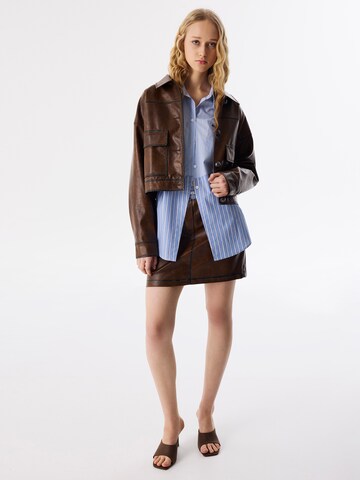 Twist Blouse in Blue