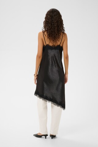 SOAKED IN LUXURY Jurk 'SLIrianne' in Zwart