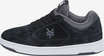 ZOO YORK Sneakers in Black: front
