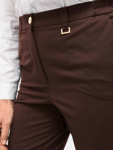 Goldner Slimfit Hose 'ANNA' in Braun