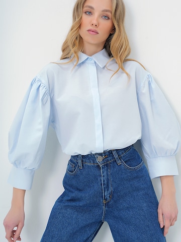 Trend Alaçatı Stili Μπλούζα σε μπλε