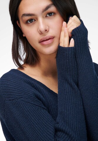 Emilia Lay Pullover in Blau