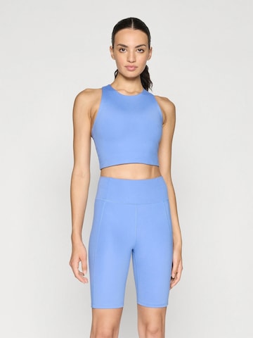 Girlfriend Collective Top ' Dylan ' in Blau: Vorderseite
