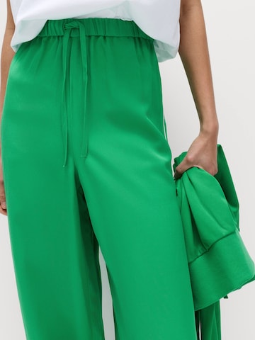 Marks & Spencer Wide leg Trousers in Green