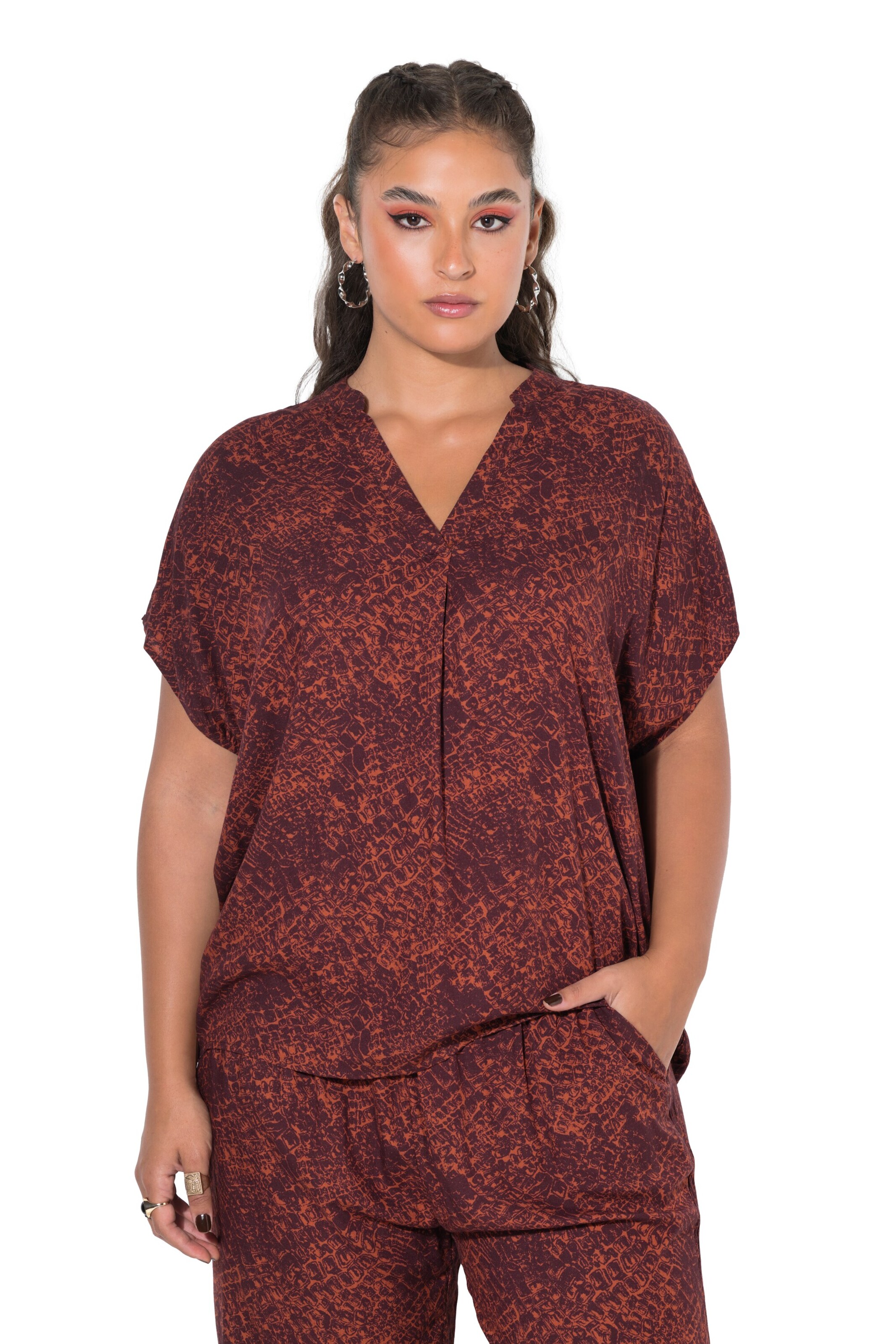 Studio Untold Bluse in Braun: Vorderseite