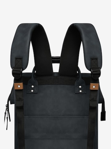 Cabaia Backpack 'Adventurer' in Black