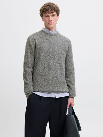 JACK & JONES Sweater in Grey: front