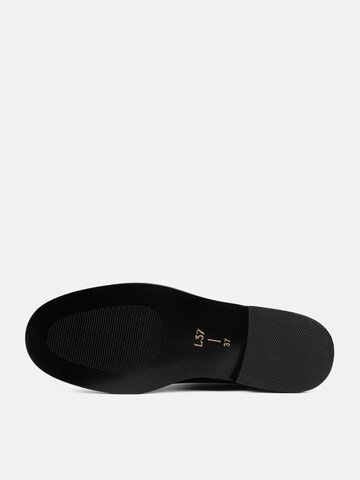 Botine 'WALK THE LINE' de la L37 HANDMADE SHOES pe negru